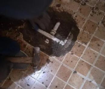 同安卫生间漏水维修公司为您分享下卫生间渗水如何处理及注意事项